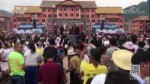 台湾少数民族交流团参加云南“摸你黑”狂欢节